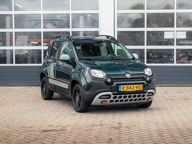 Occasion Fiat Panda Cross Cross 69 PK (50 kW) 2022 Groen Hatchback
