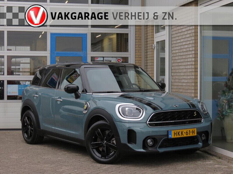 Groen, metallic lak Gebruikt 2022 Mini Cooper S Countryman Sport SUV | € 30.950 (Eerlijke prijs) - Afbeelding 1/4