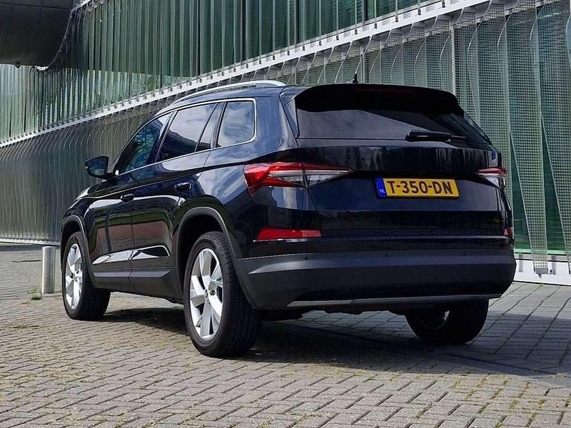 Zwart Gebruikt 2022 Skoda Kodiaq SUV | € 34.000 (Super prijs) - Afbeelding 1/4