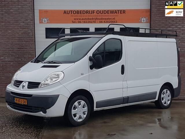 Wit Gebruikt 2009 Renault Trafic Van | € 3.995 (Eerlijke prijs) - Afbeelding 1/4