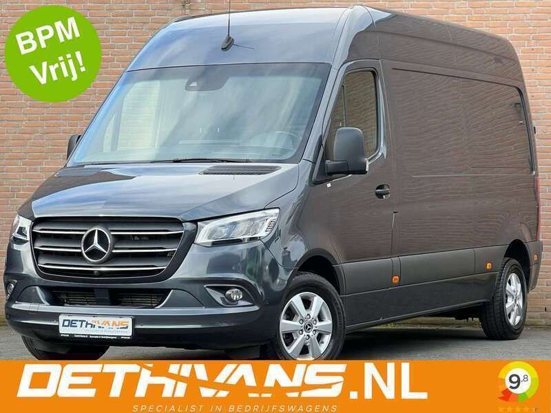 Grijs Gebruikt 2019 Mercedes Sprinter Van | € 25.850 (Iets duurder) - Afbeelding 1/4