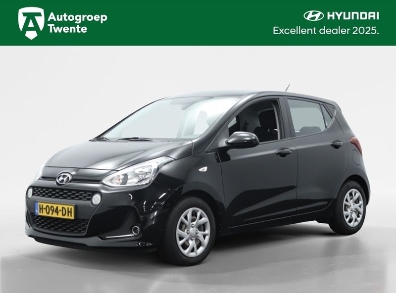 Zwart Gebruikt 2020 Hyundai i10 Comfort Hatchback | € 11.845 (Eerlijke prijs) - Afbeelding 1/4