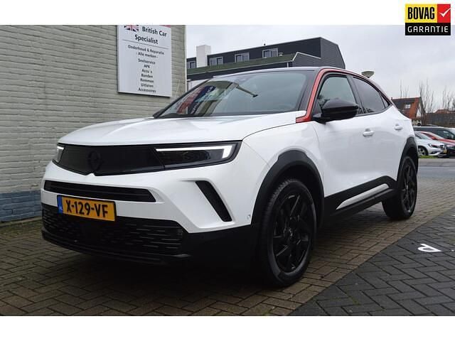 Wit Gebruikt 2022 Opel Mokka GS Line SUV | € 22.900 (Eerlijke prijs) - Afbeelding 1/4