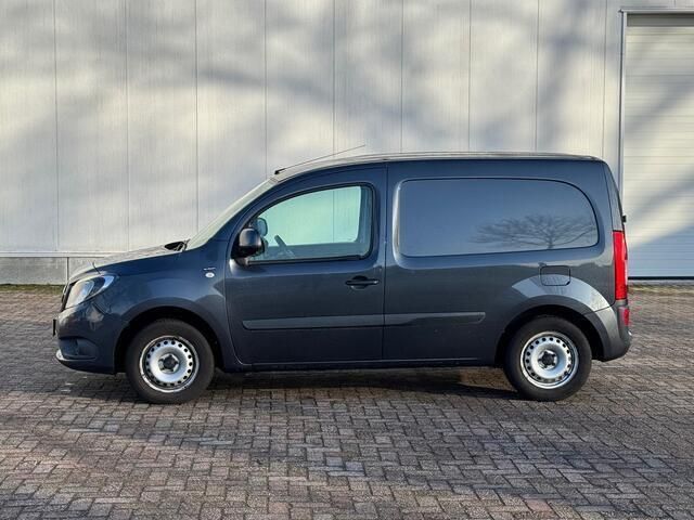 Grijs Gebruikt 2017 Mercedes Citan 109 Van | € 6.400 (Goede deal) - Afbeelding 1/4