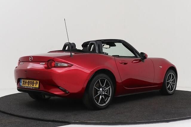 Occasion Mazda MX5 132 PK (97 kW) 2019 Rood (metallic) Cabriolet