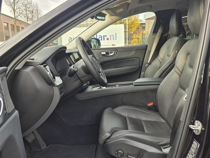 Occasion Volvo XC60 Ultra 350 PK (257 kW) 2024 Zwart SUV