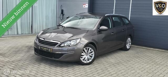 Grijs Gebruikt 2015 Peugeot 308 Active Stationwagen | € 5.999 (Goede deal) - Afbeelding 1/4