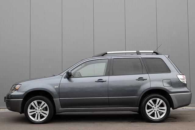 Occasion Mitsubishi Outlander Warrior 161 PK (118 kW) 2004 Grijs SUV