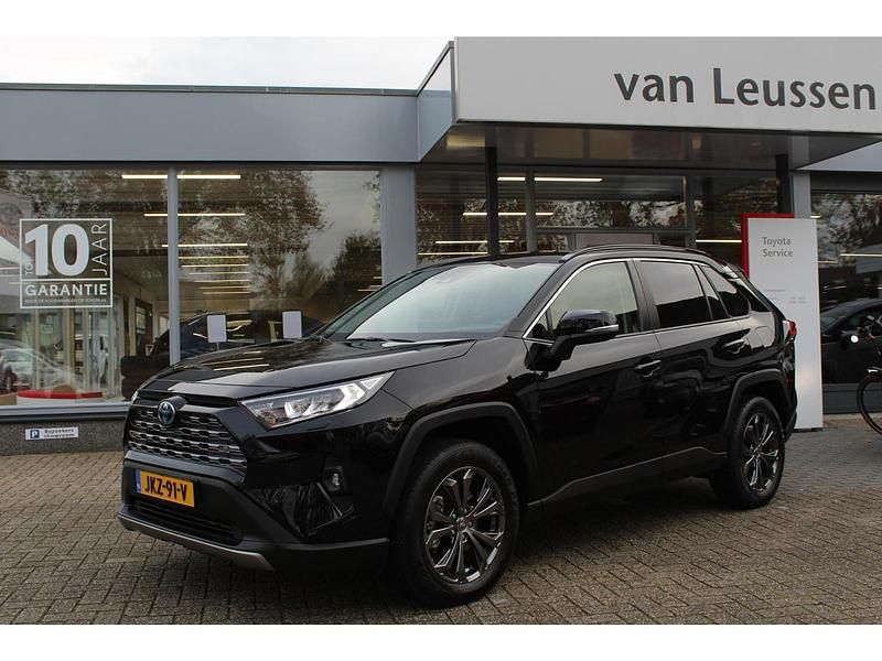 Zwart Gebruikt 2025 Toyota RAV4 Style SUV | € 43.400 (Super prijs) - Afbeelding 1/4