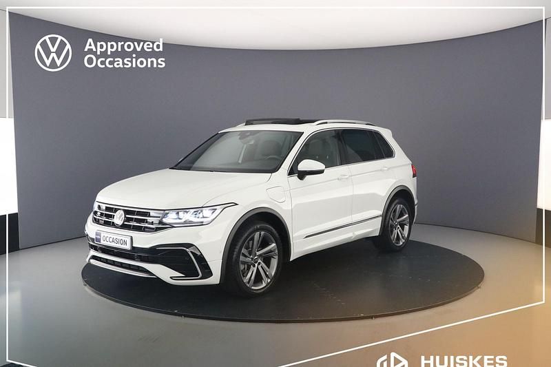 Wit Gebruikt 2022 VW Tiguan Business SUV | € 41.900 (Duur) - Afbeelding 1/4