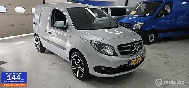Zilver Gebruikt 2018 Mercedes Citan 109 Van | € 8.750 (Eerlijke prijs) - Afbeelding 1/4