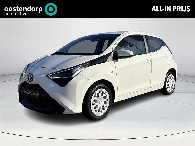 Occasion Toyota Aygo X-play 72 PK (52 kW) 2019 Wit Hatchback