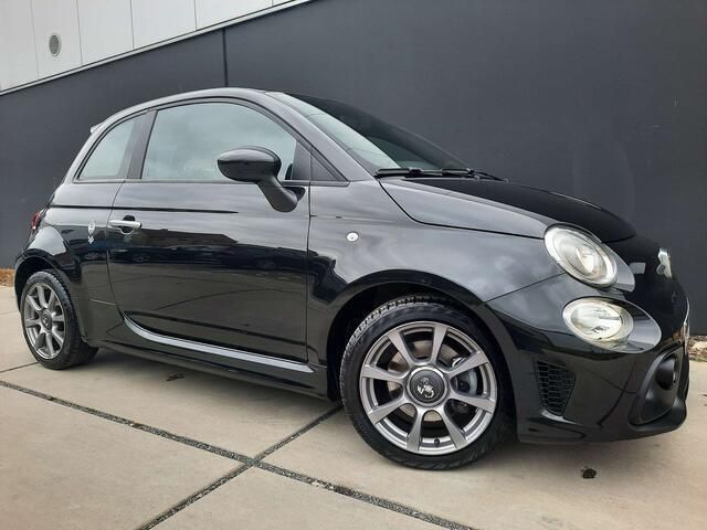Zwart Gebruikt 2020 Abarth 595 70th Anniversary Hatchback | € 15.980 (Super prijs) - Afbeelding 1/4