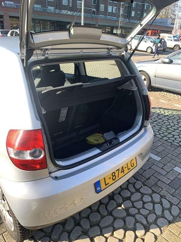Grijs Gebruikt 2008 VW Fox Trendline Hatchback | € 1.800 (Eerlijke prijs) - Afbeelding 1/4