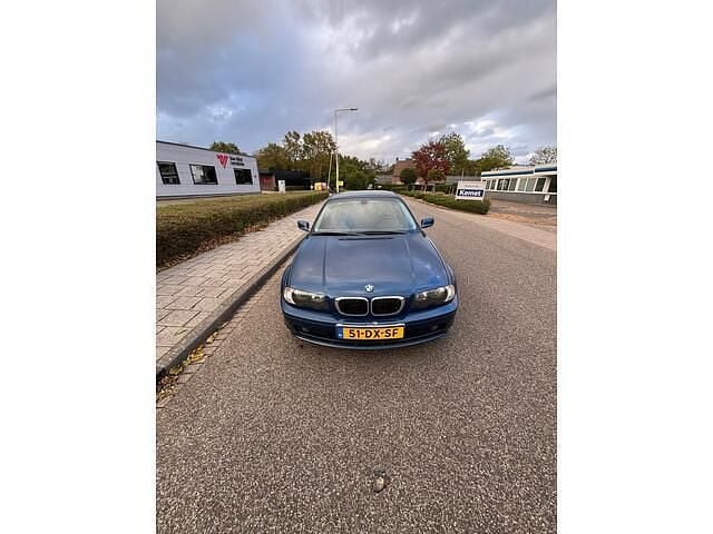 Blauw Gebruikt 2000 BMW 318 Executive Coupé | € 2.999 - Afbeelding 1/3
