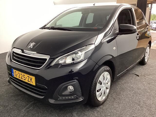 Zwart Gebruikt 2020 Peugeot 108 Active Hatchback | € 7.900 (Eerlijke prijs) - Afbeelding 1/4