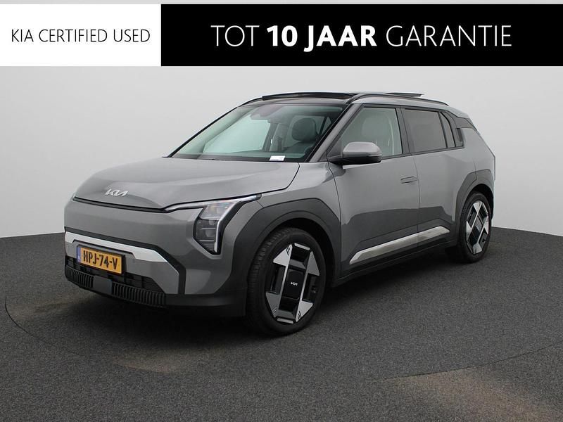 Grijs Occasion 2025 Kia EV3 Advance SUV | € 39.940 (Duur) - Afbeelding 1/2