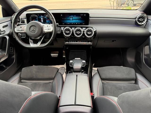 Occasion Mercedes CLA200 AMG line 163 PK (119 kW) 2019 Grijs Sedan