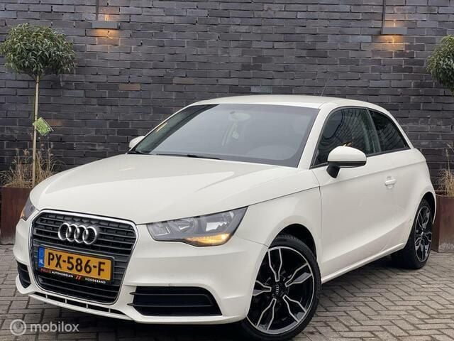 Occasion Audi A1 Attraction 86 PK (63 kW) 2011 Wit Hatchback