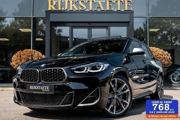 Zwart Gebruikt 2023 BMW X2 Executive SUV | € 47.900 (Duur) - Afbeelding 1/4