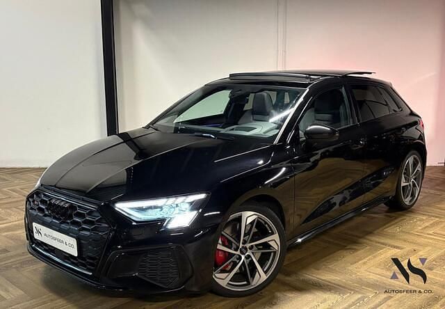 Zwart Gebruikt 2021 Audi S3 Sportback Edition .1 Hatchback | € 38.940 - Afbeelding 1/4