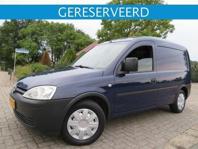Wit Gebruikt 2011 Opel Combo MPV | € 5.195 (Iets duurder) - Afbeelding 1/4