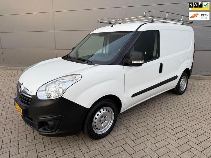 Occasion 2018 Opel Combo Edition | € 5.450 (Super prijs) - Afbeelding 1/4