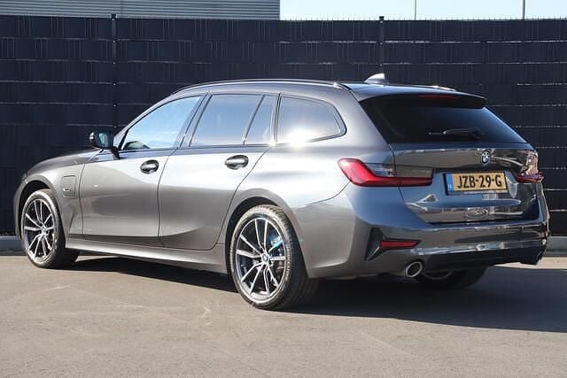Occasion BMW 330 Sport Line 291 PK (214 kW) 2022 Grijs Stationwagen