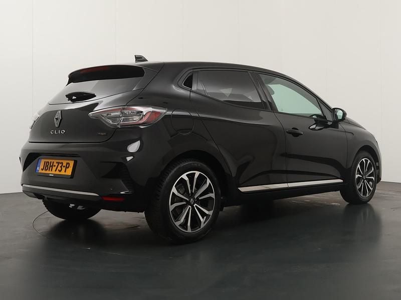 Occasion Renault Clio V Techno 2025 Zwart Hatchback