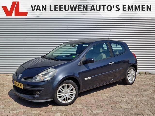 Grijs Gebruikt 2006 Renault Clio II Initiale Hatchback | € 1.648 (Goede deal) - Afbeelding 1/4