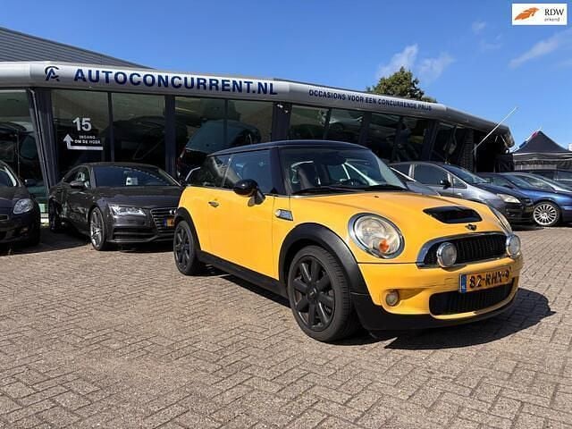 Geel Gebruikt 2007 Mini Cooper S Hatchback | € 2.999 (Super prijs) - Afbeelding 1/4