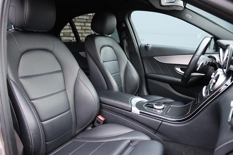 Occasion Mercedes C180 Business 157 PK (115 kW) 2019 Zilver (metallic) Sedan