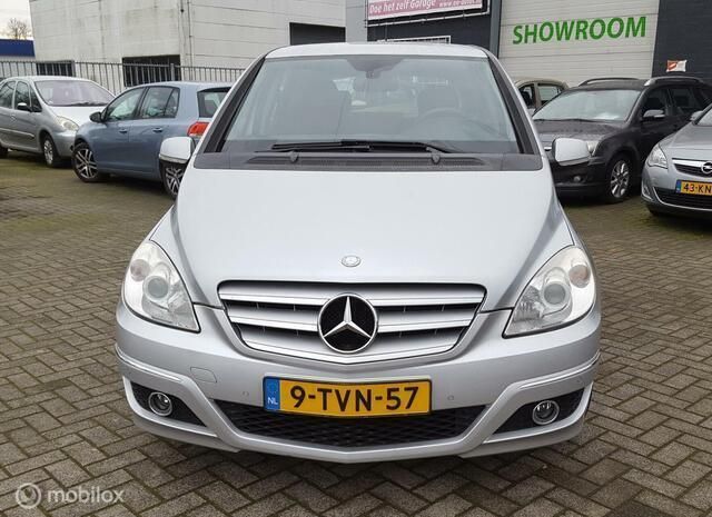 Grijs Gebruikt 2009 Mercedes B170 Business MPV | € 6.500 (Eerlijke prijs) - Afbeelding 1/4