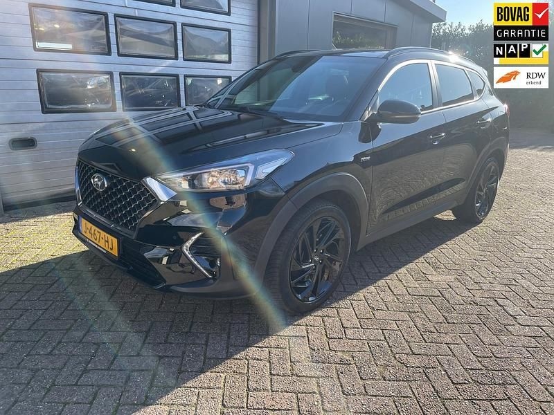 Zwart (metallic) Gebruikt 2020 Hyundai Tucson N Line SUV | € 25.950 (Eerlijke prijs) - Afbeelding 1/4