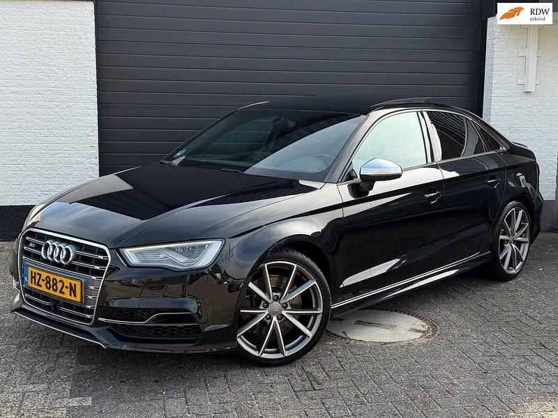 Zwart Gebruikt 2014 Audi S3 Proline Sedan | € 21.495 (Eerlijke prijs) - Afbeelding 1/4