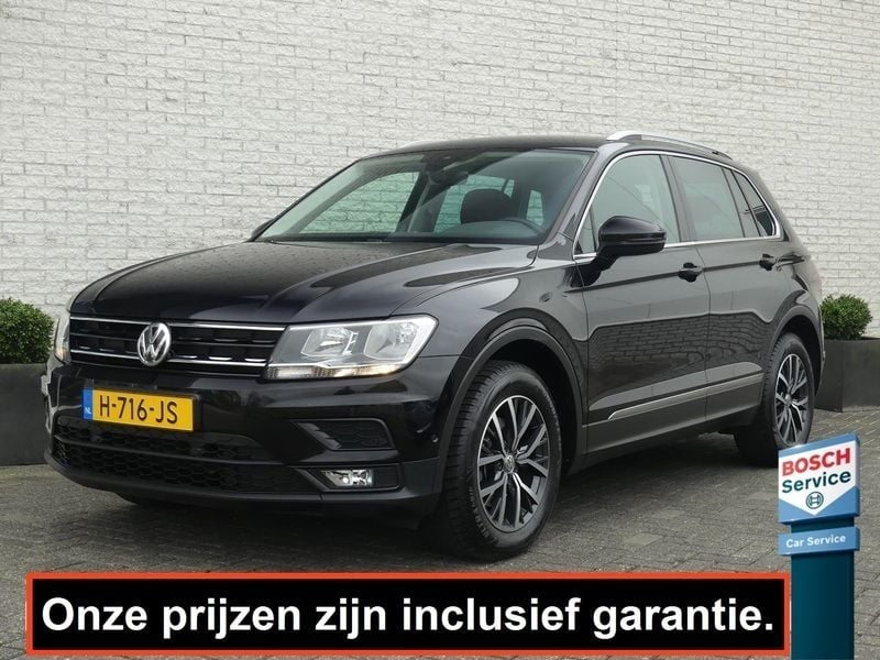 Zwart Gebruikt 2020 VW Tiguan Business SUV | € 27.400 (Super prijs) - Afbeelding 1/4