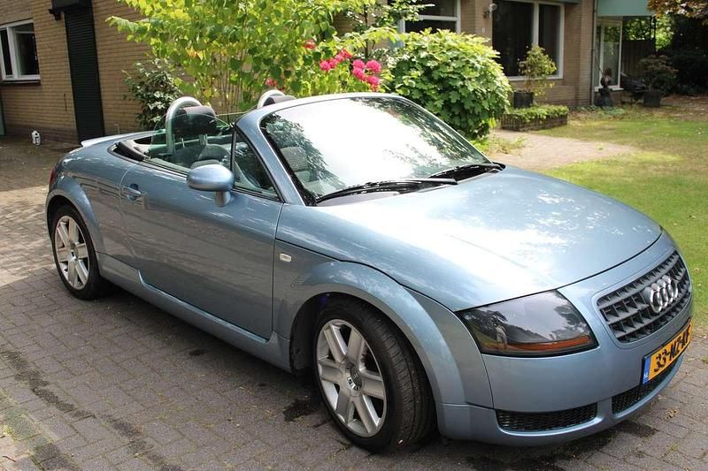 Blauw Gebruikt 2004 Audi TT Cabriolet | € 5.250 (Eerlijke prijs) - Afbeelding 1/3