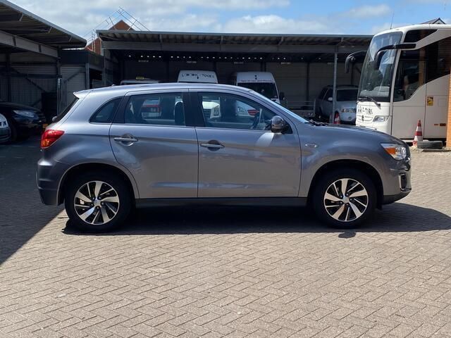 Occasion Mitsubishi ASX Invite+ 117 PK (86 kW) 2015 Grijs SUV