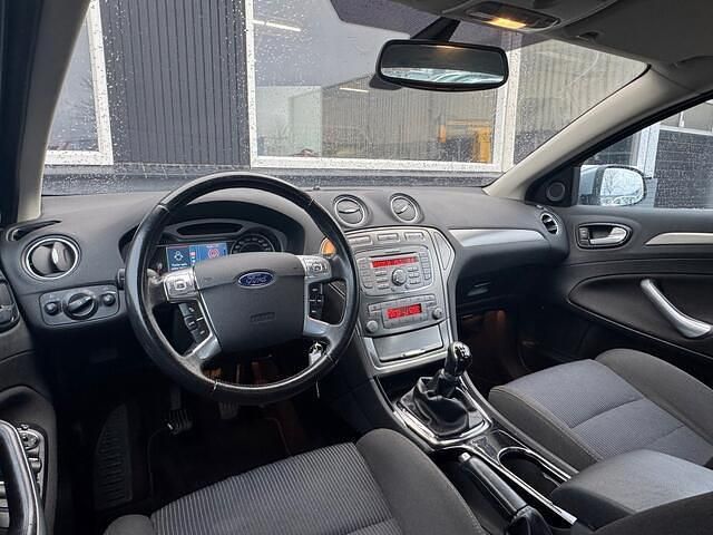 Occasion Ford Mondeo Titanium 146 PK (107 kW) 2008 Grijs Hatchback