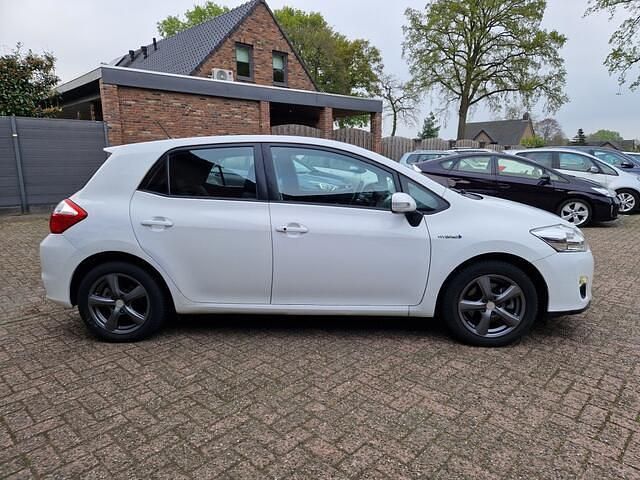 Occasion Toyota Auris Business Edition 99 PK (72 kW) 2012 Wit Hatchback