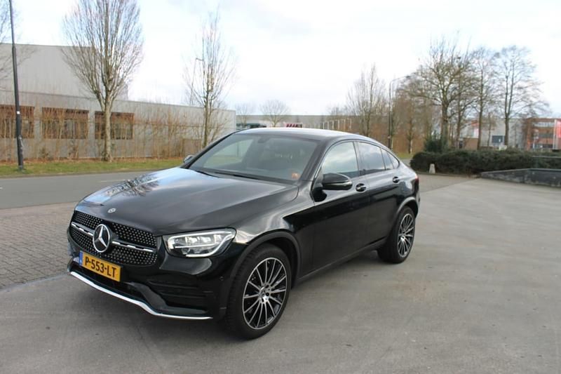 Zwart Gebruikt 2020 Mercedes GLC400d AMG Coupé | € 99.999 - Afbeelding 1/4