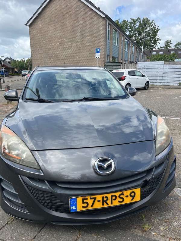 Grijs Gebruikt 2011 Mazda 3 Hatchback | € 2.500 (Super prijs) - Afbeelding 1/4