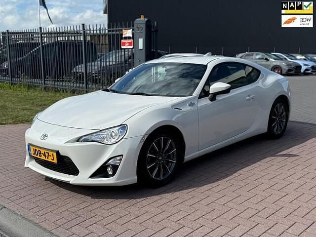 Wit Gebruikt 2016 Toyota GT86 GT Coupé | € 24.500 - Afbeelding 1/4