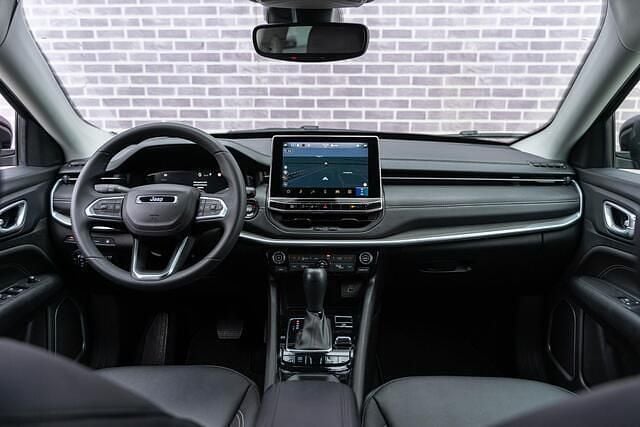 Occasion Jeep Compass Limited 190 PK (139 kW) 2022 Zwart (metallic) SUV