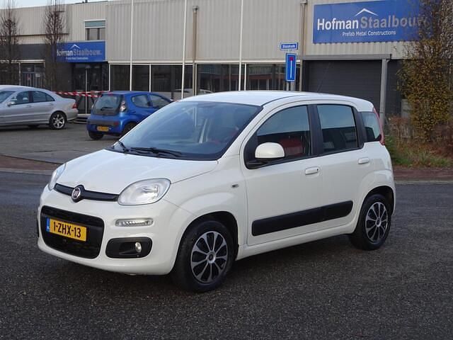 Wit Gebruikt 2015 Fiat Panda Lounge Hatchback | € 5.650 (Eerlijke prijs) - Afbeelding 1/4