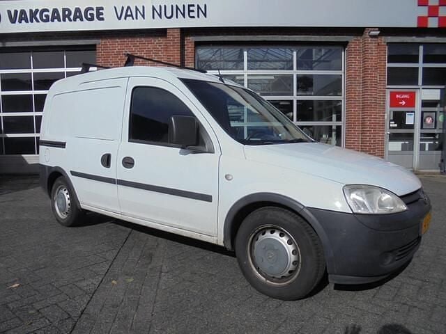 Wit Gebruikt 2011 Opel Combo Business MPV | € 1.450 (Goede deal) - Afbeelding 1/4