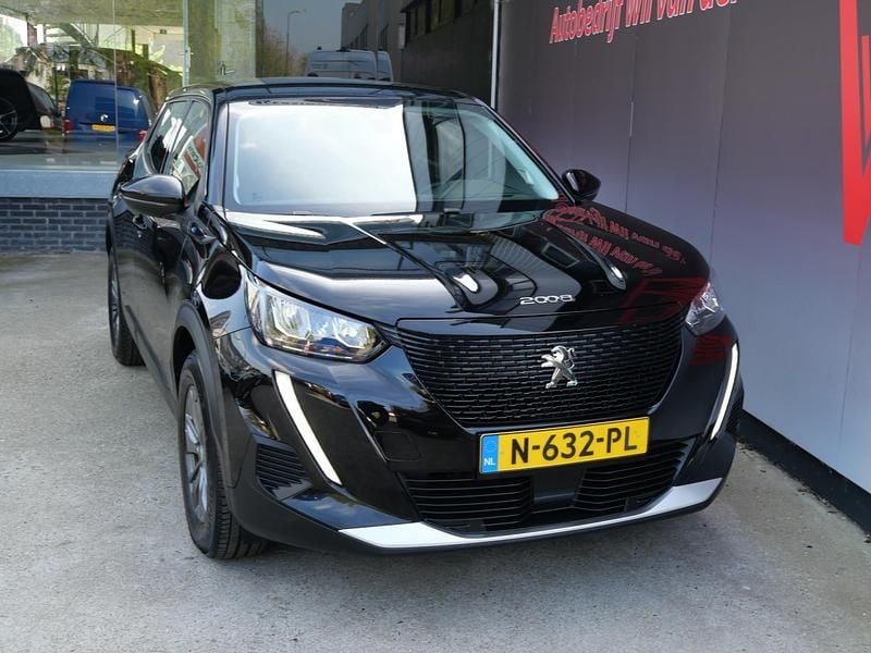 Occasion Peugeot e-2008 Active 100 kW (136 PK) 2021 Zwart SUV