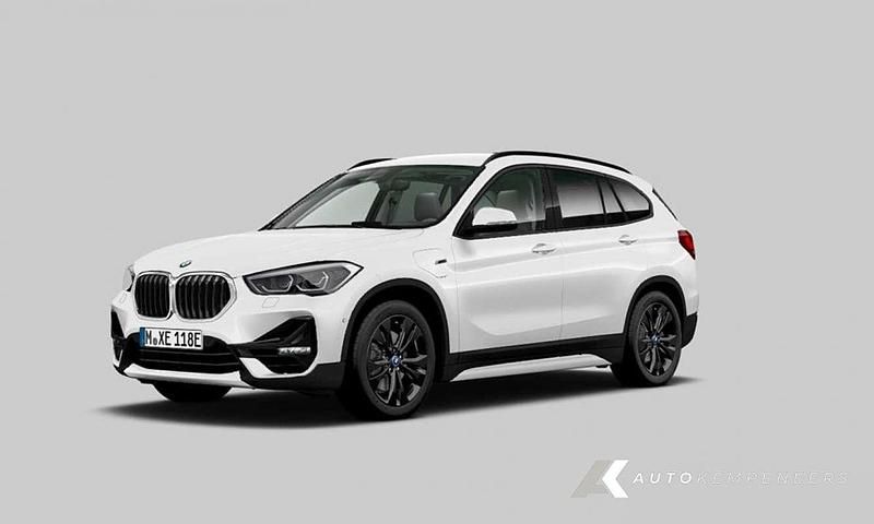 Wit Gebruikt 2022 BMW X1 Sport Line SUV | € 30.900 (Eerlijke prijs) - Afbeelding 1/4