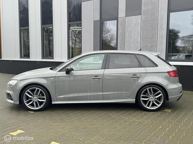 Occasion Audi A3 Sportback S-Line 150 PK (110 kW) 2019 Grijs Hatchback