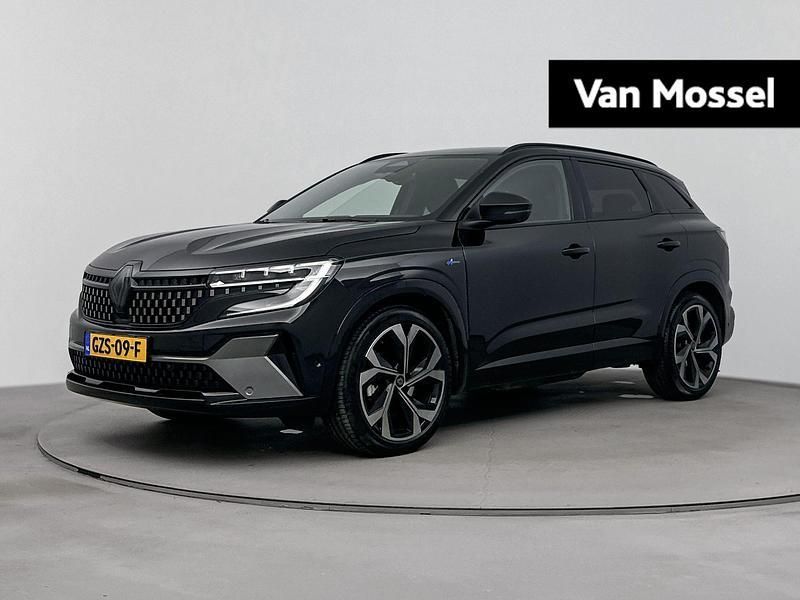Zwart Gebruikt 2025 Renault Austral Iconic Esprit Alpine SUV | € 44.935 - Afbeelding 1/4